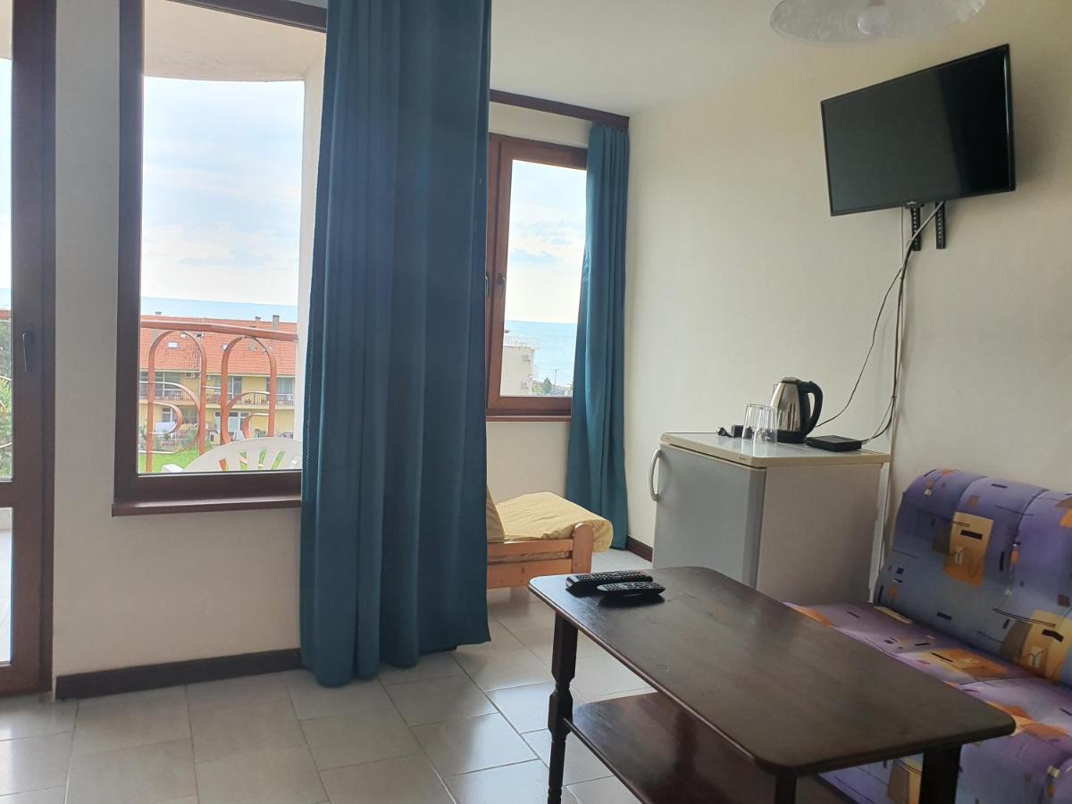 Lazur Hotel Ravda Luaran gambar