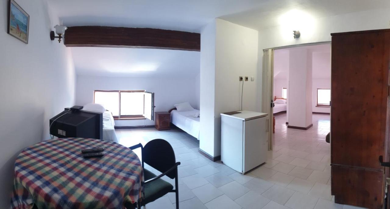 Lazur Hotel Ravda Luaran gambar